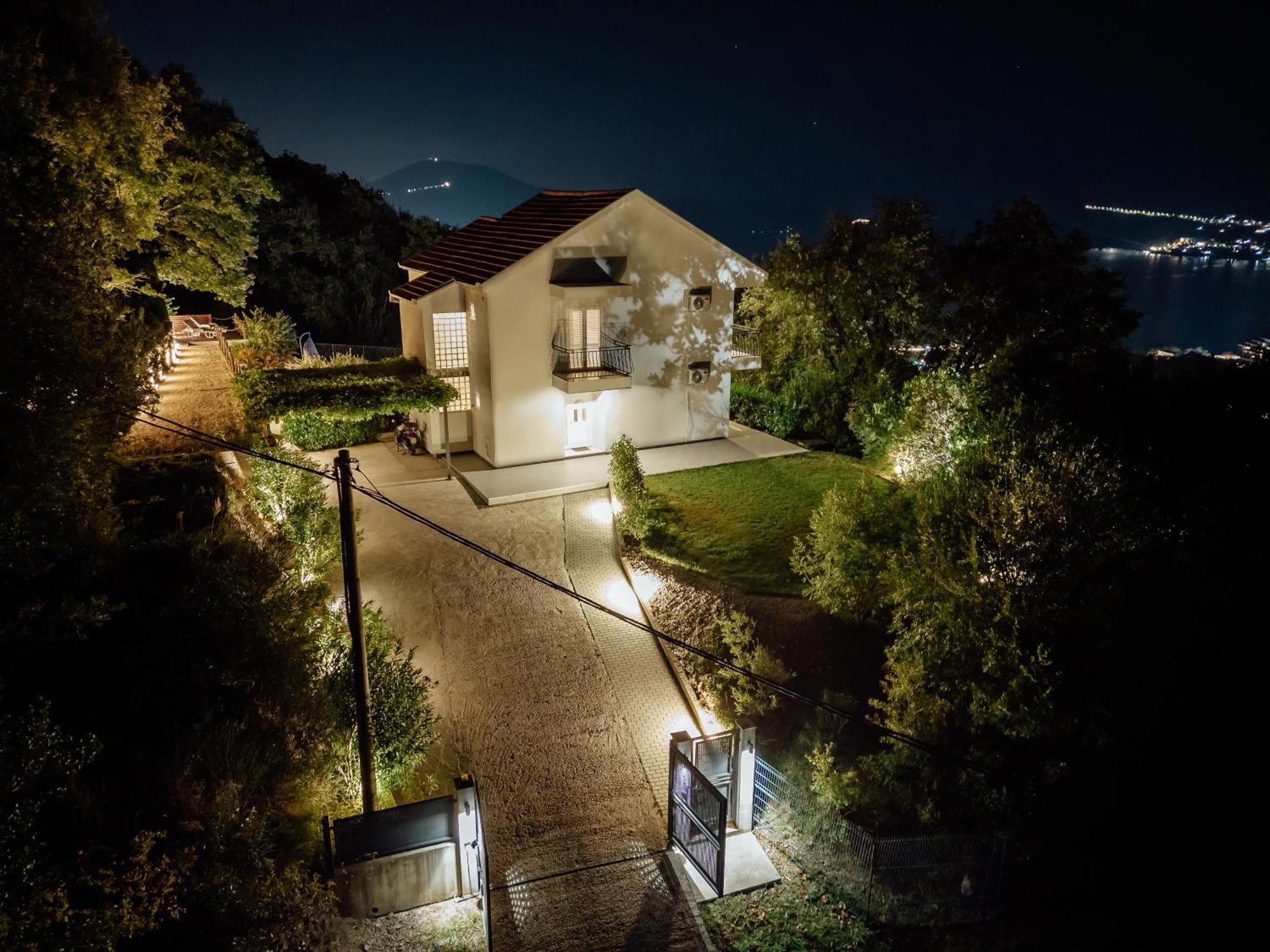 Villa Sladovic Herceg Novi Buitenkant foto